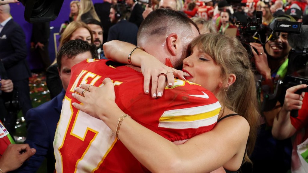 Bonus_ Taylor Swift and Travis Kelce