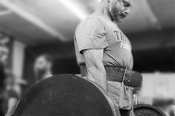 concentration while finishing a deadlift