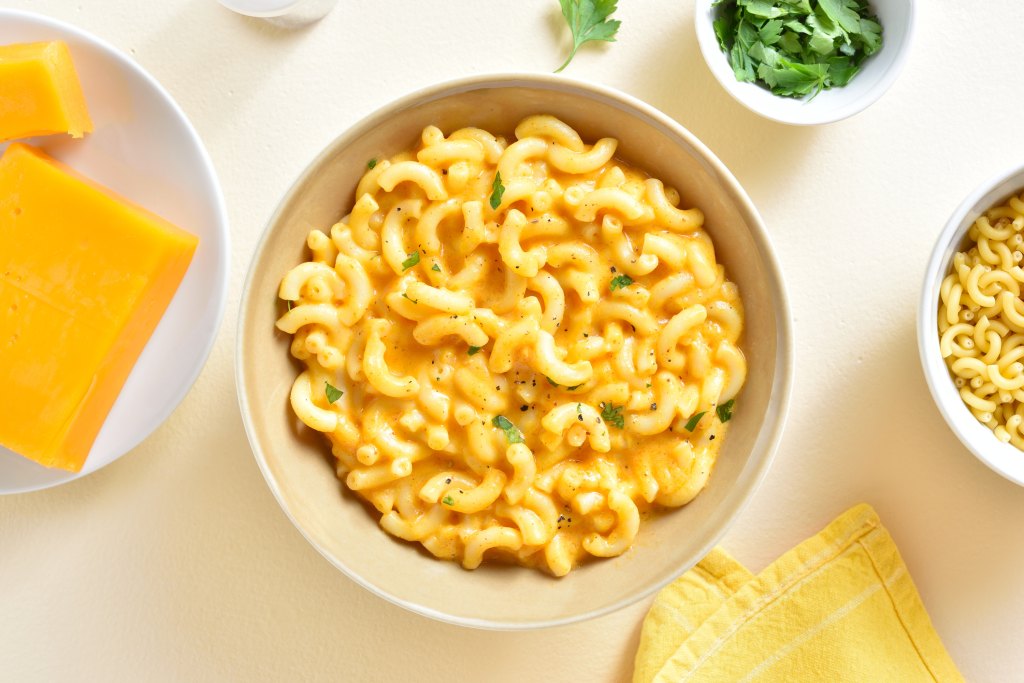 bowl of gluten-free mac & cheese