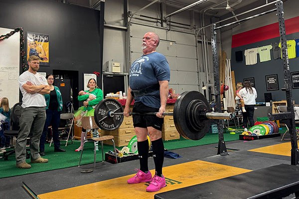 anthony sets a pr deadlift