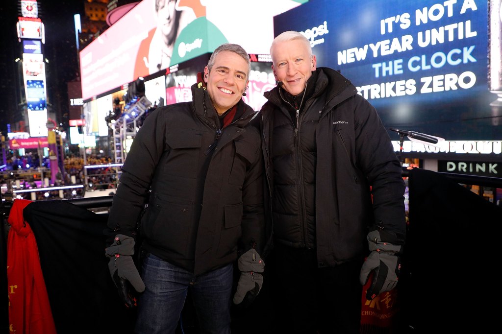 Andy Cohen and Anderson Cooper ringing in 2018 in Times Square