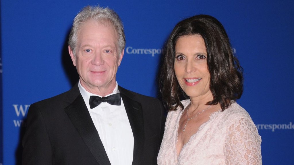 Jeff Perry and Laurie Metcalf in 2016