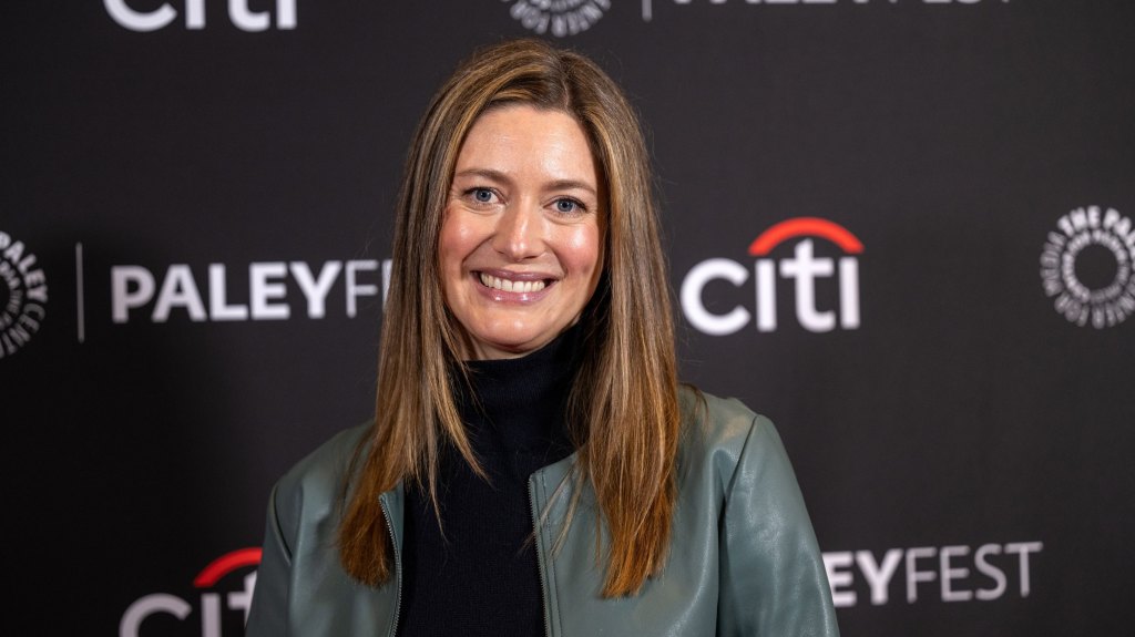 Zoe Perry