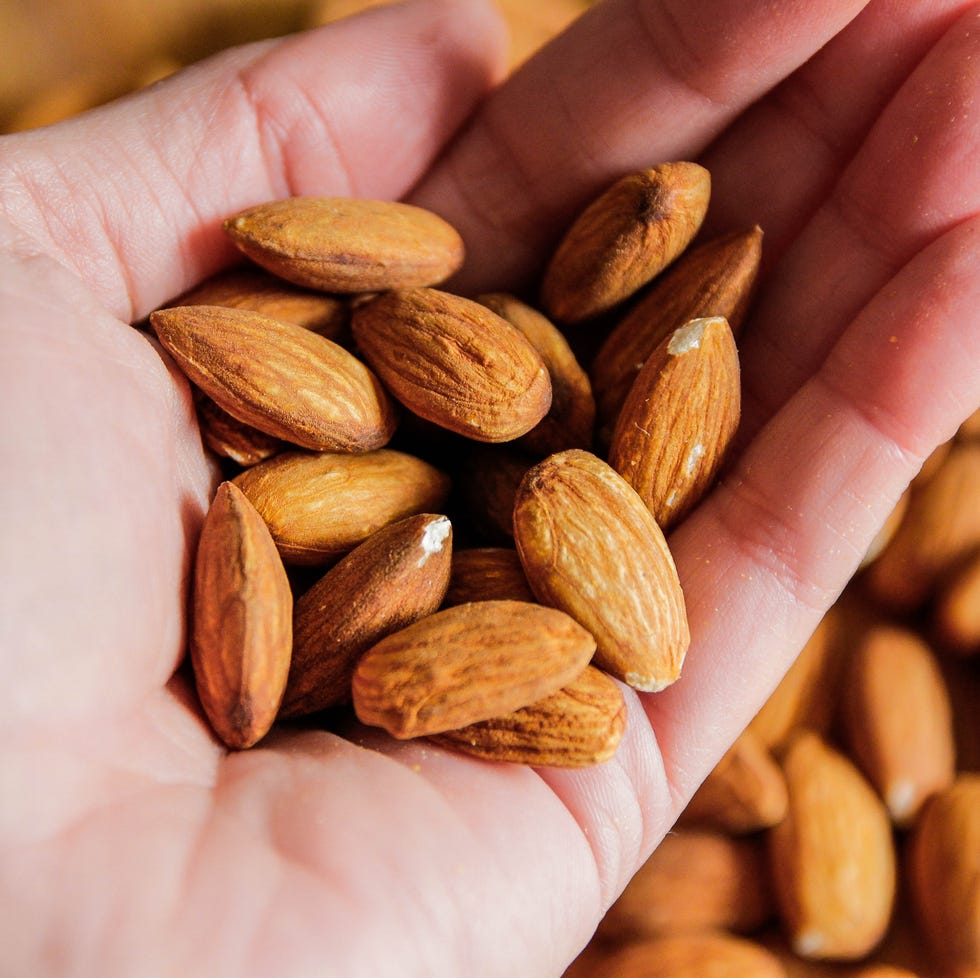 handful of almonds