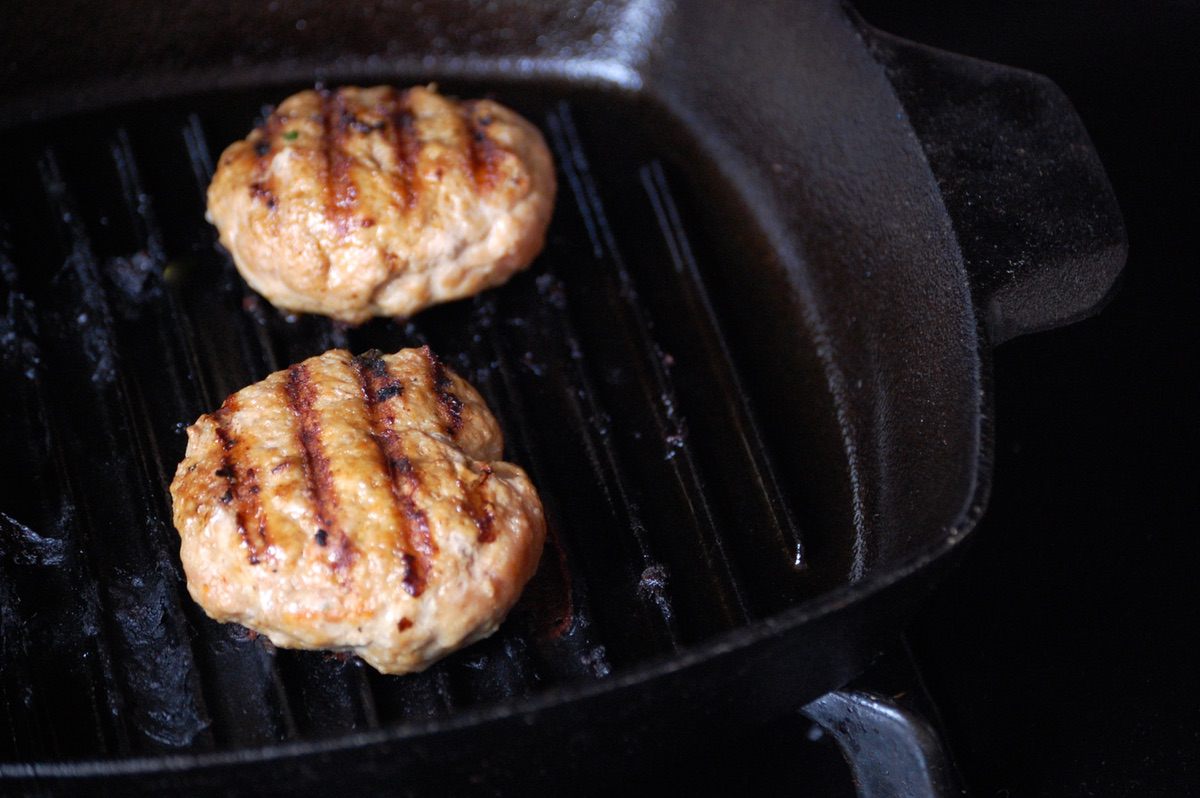 How To Grill Turkey Burgers