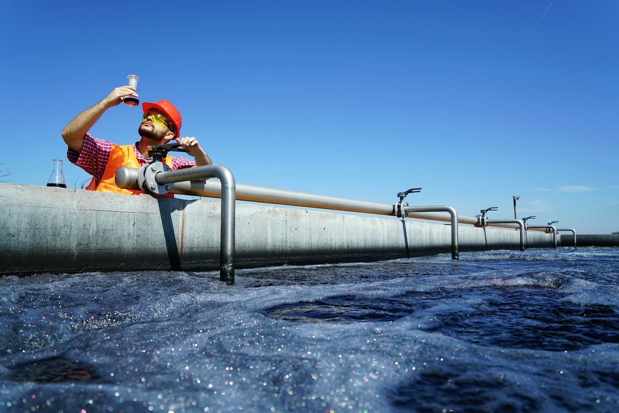 Study: High organofluorine concentrations in municipal wastewater affect downstream drinking water supplies for millions of Americans. Image Credit: SpiritArt / Shutterstock