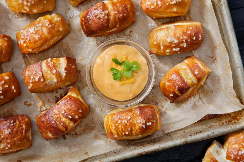 Pretzel cheese dip